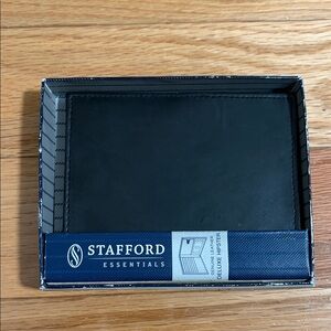 Stafford Essentials Black Deluxe Hipster Wallet